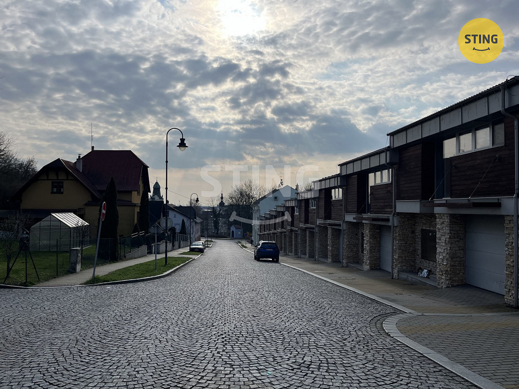 Pronájem domu 68 m² s pozemkem 148 m² – fotografie 2