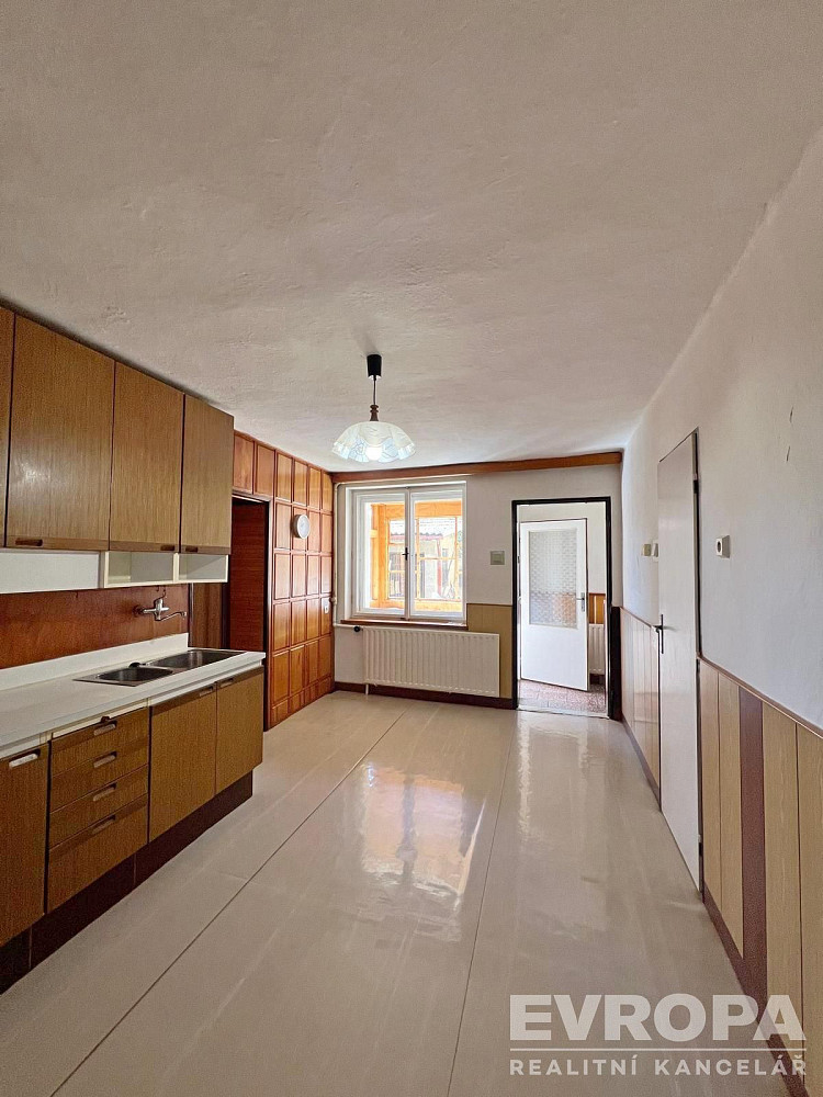 Prodej domu 175 m² s pozemkem 175 m² – fotografie 3