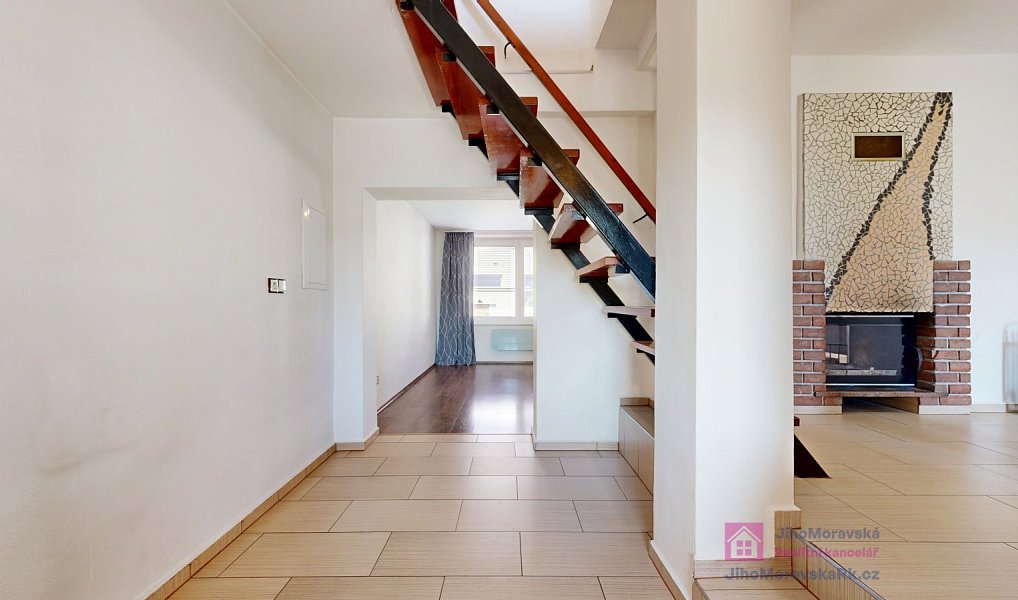 Prodej domu 188 m² s pozemkem 135 m², Hodonín – náhled fotky 7
