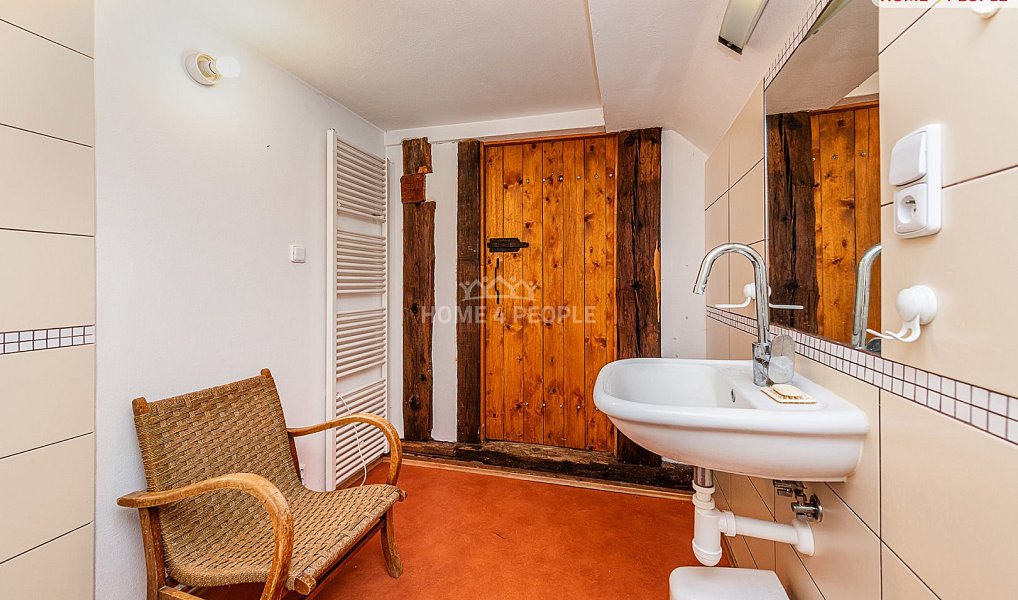 Prodej domu 190 m² s pozemkem 1 084 m², Vysoký Chlumec – náhled fotky 24