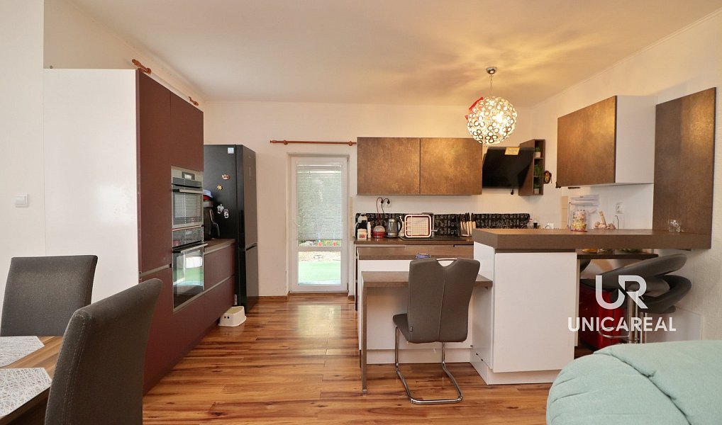 Prodej domu 233 m² s pozemkem 651 m², Božice – náhled fotky 6