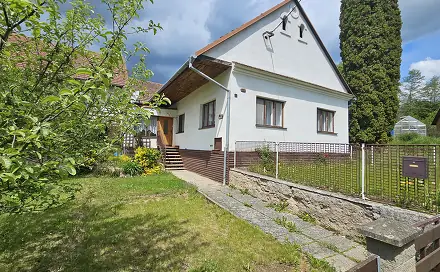 Prodej chalupy 69 m² s pozemkem 489 m², Lazinov, okres Blansko