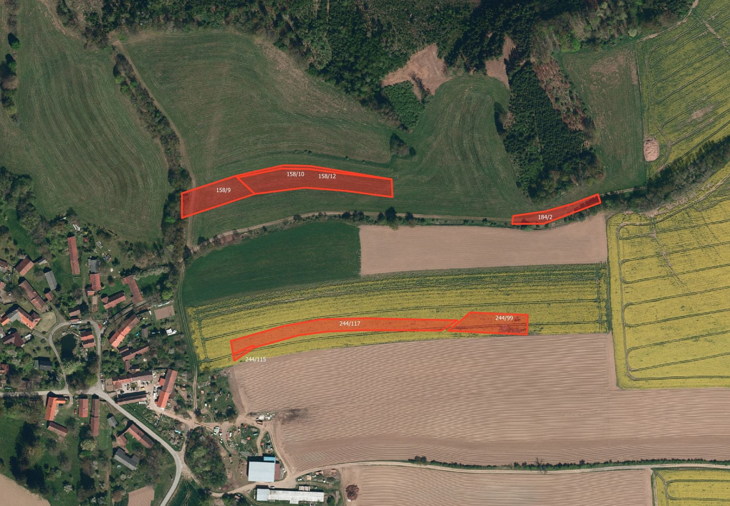 Prodej pole 10 988 m²