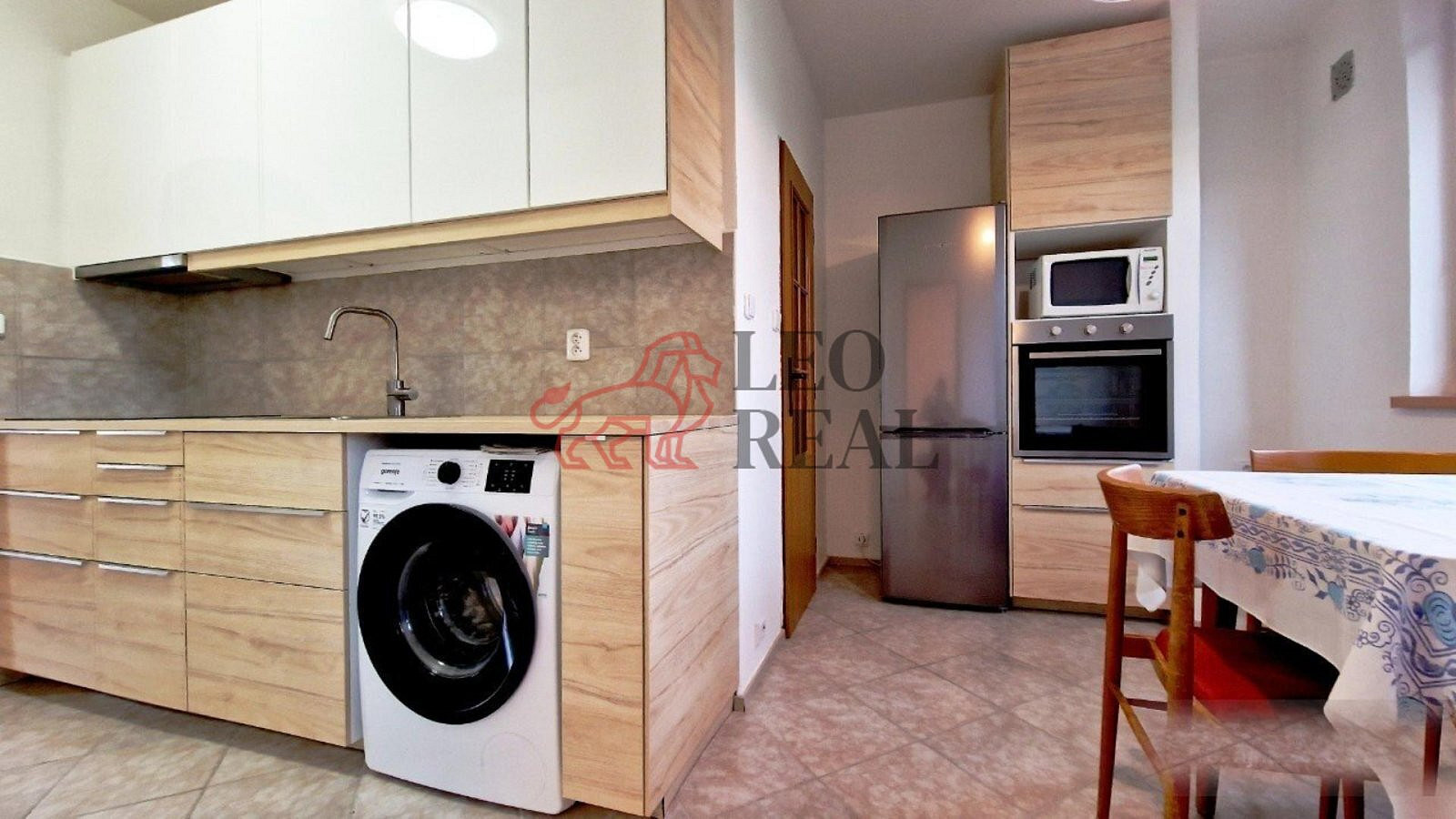 Pronájem bytu 3+1 73 m² – fotografie 4