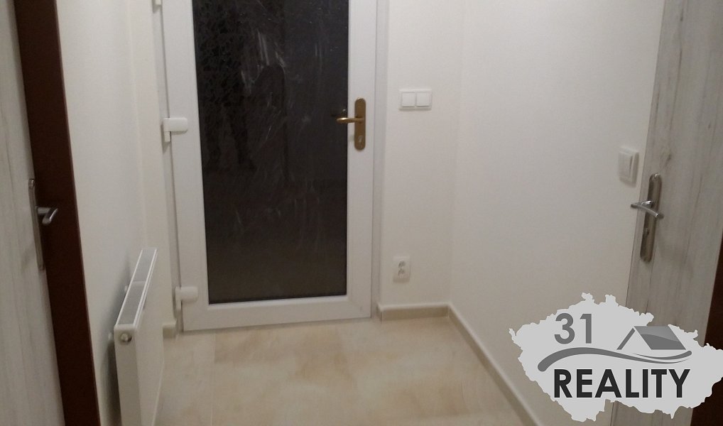 Pronájem bytu 2+kk 50 m², Slaný – náhled fotky 8