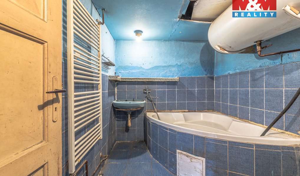 Prodej domu 222 m² s pozemkem 839 m², Pertoltice pod Ralskem – náhled fotky 12
