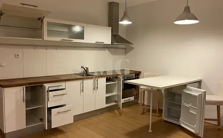 Pronájem bytu 1+kk 54 m²