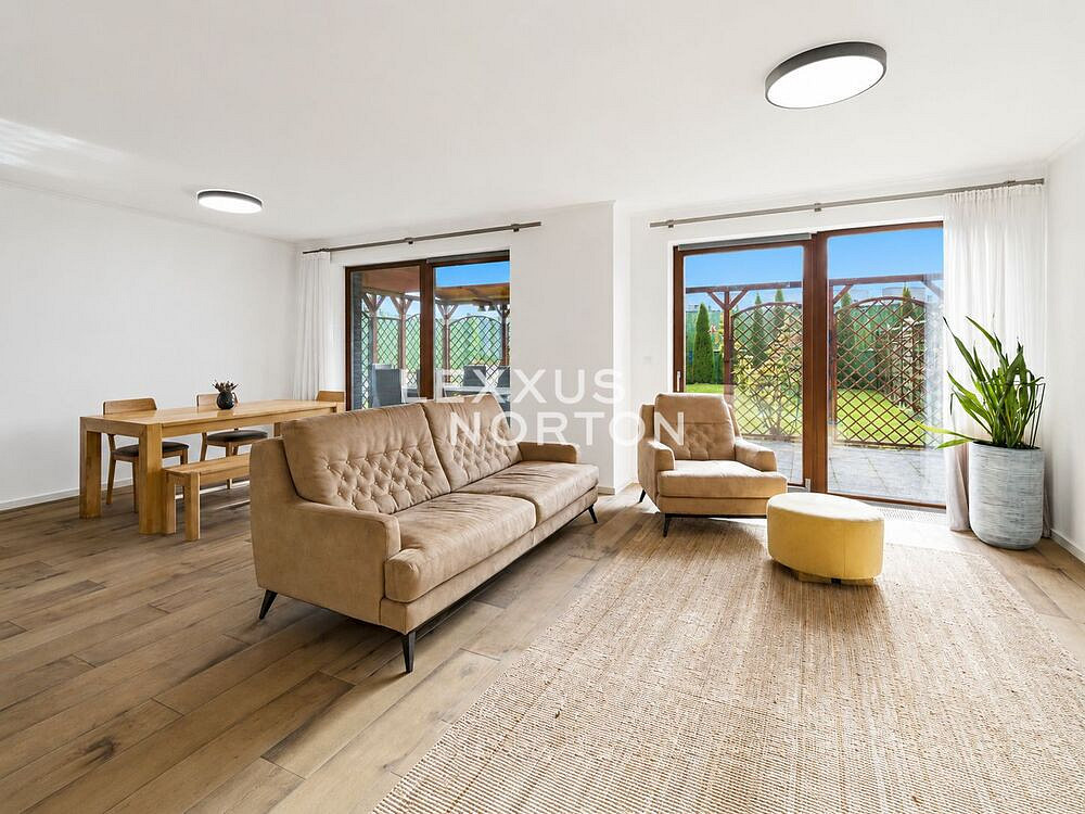 Pronájem domu 163 m² s pozemkem 450 m² — photo 5