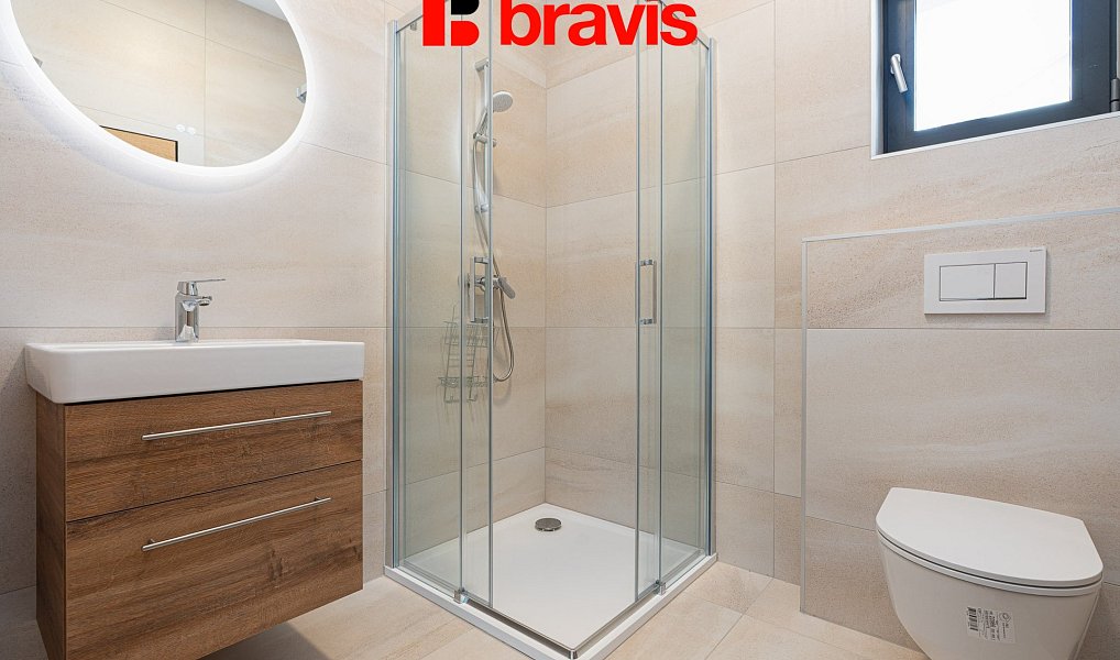 Pronájem domu 230 m² s pozemkem 414 m², Brno – náhled fotky 37