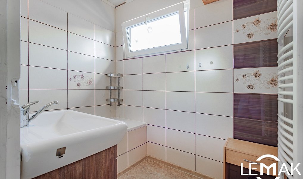Prodej domu 134 m² s pozemkem 357 m², Zlaté Hory – náhled fotky 25