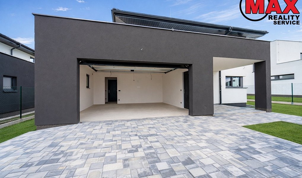 Prodej domu 216 m² s pozemkem 821 m², Vysoký Újezd – náhled fotky 15