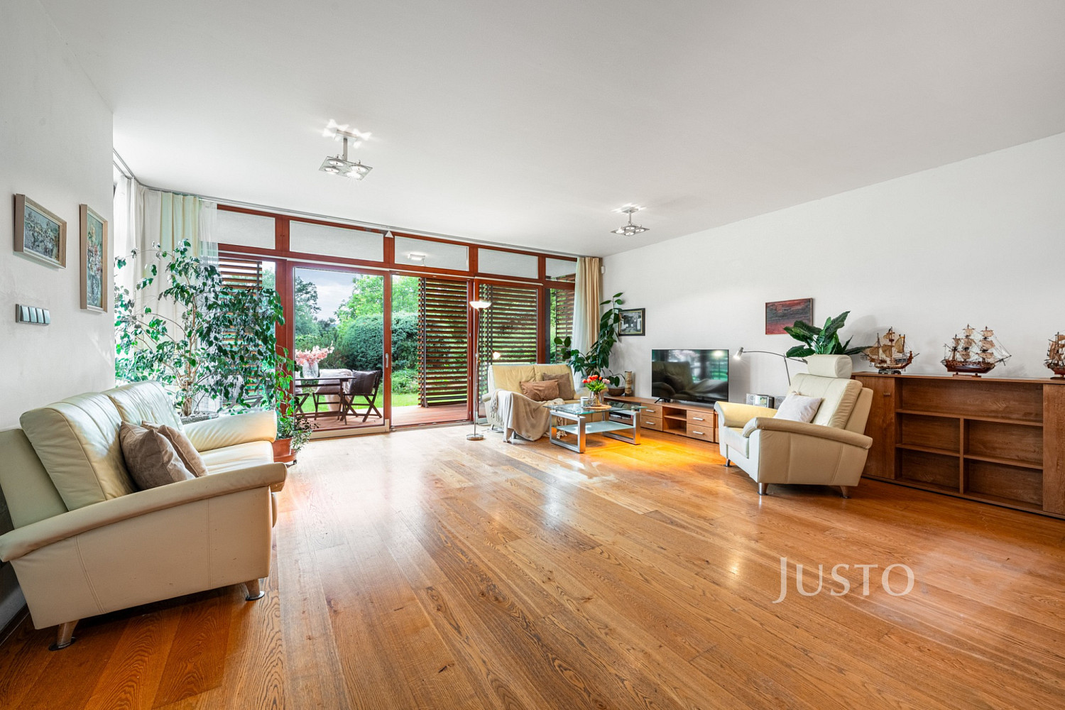 Prodej domu 456 m² s pozemkem 1 300 m² – fotografie 4