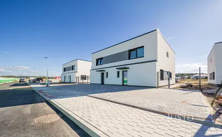 Prodej bytu 5+kk 123 m², Okružní, Včelná, okres České Budějovice
