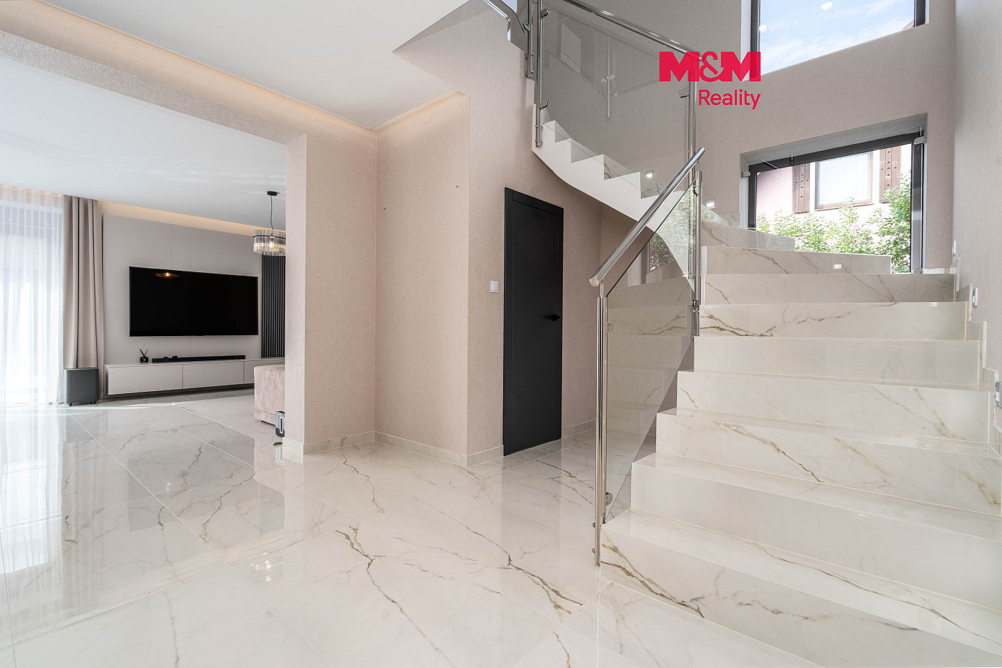 Prodej domu 195 m² s pozemkem 484 m²
