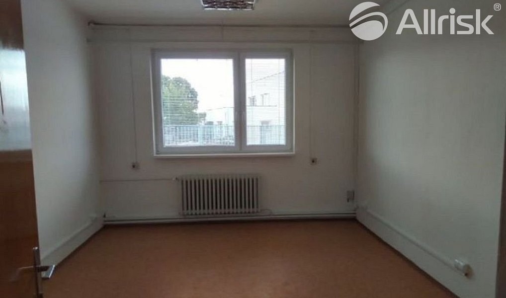 Pronájem kanceláře 20 m², Dolní Benešov – náhled fotky 3