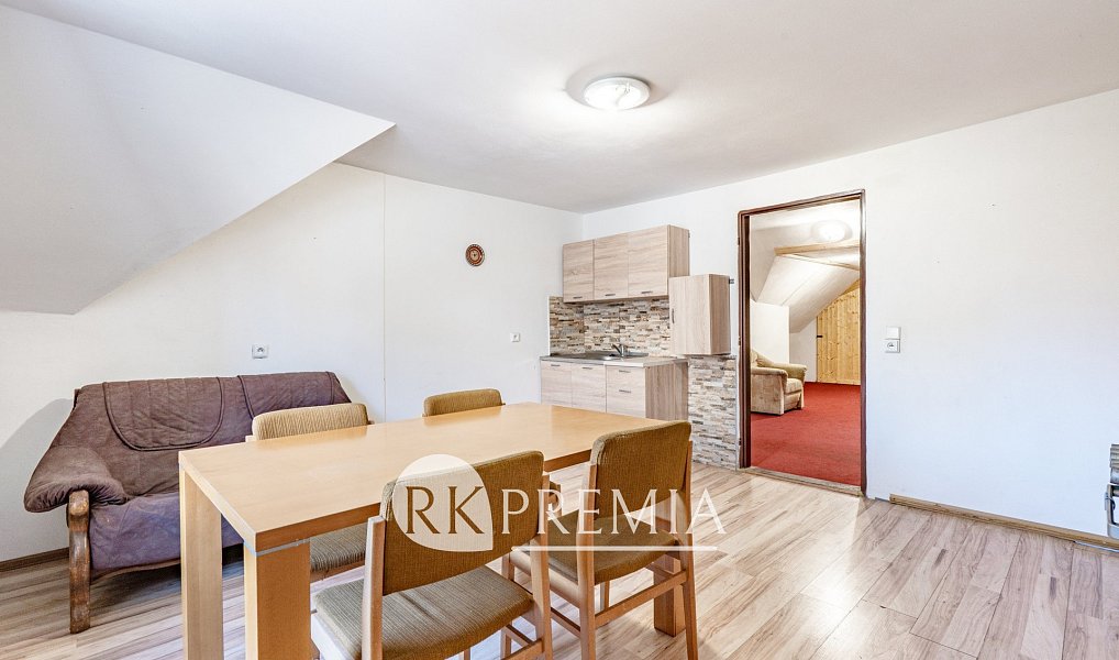 Prodej domu 430 m² s pozemkem 460 m², Vejprty – náhled fotky 23