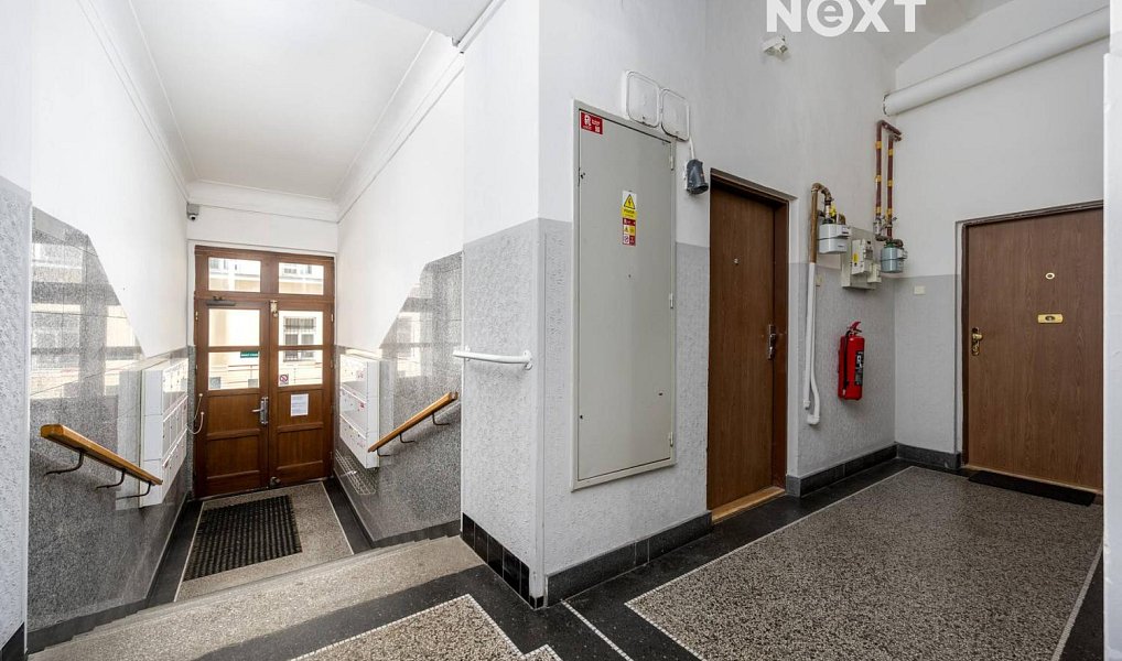 Prodej bytu 1+1 37 m², Praha – náhled fotky 15