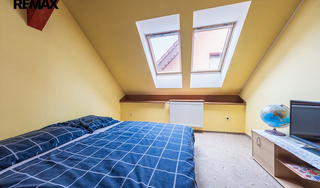 Prodej domu 350 m² s pozemkem 1 872 m², Spořice – náhled fotky 39