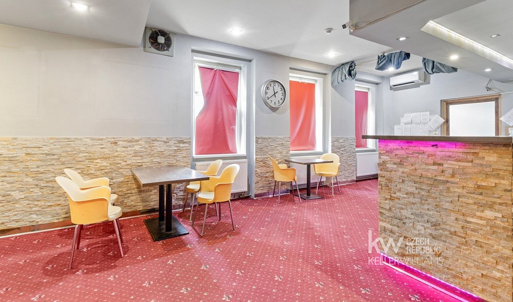 Prodej bytu 4+1 471 m², Nové Strašecí – náhled fotky 36
