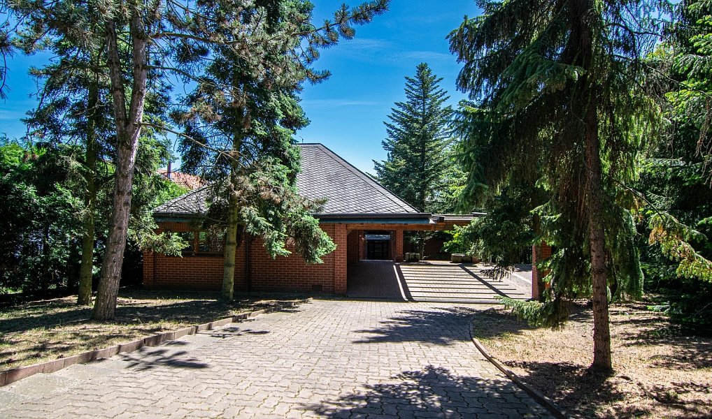 Prodej domu 560 m² s pozemkem 2 497 m², Černošice – náhled fotky 39
