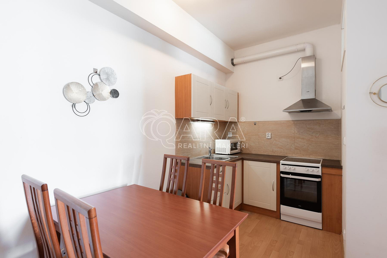 Pronájem bytu 2+kk 62 m² — photo 4