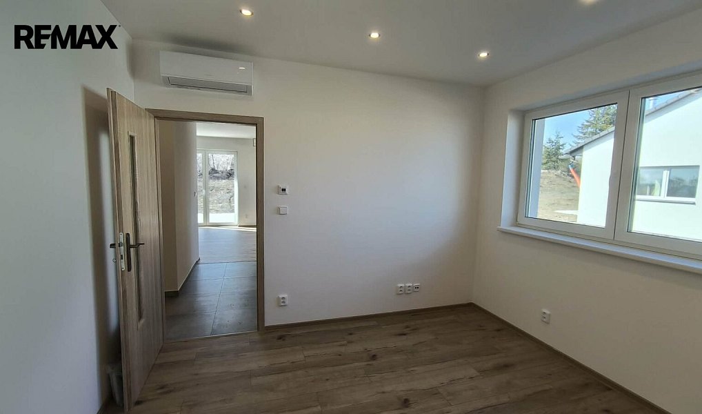 Prodej domu 98 m² s pozemkem 581 m², Vrbice – náhled fotky 23