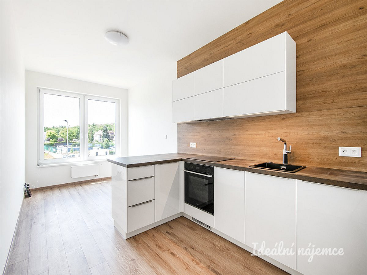 Pronájem bytu 2+kk 39 m²