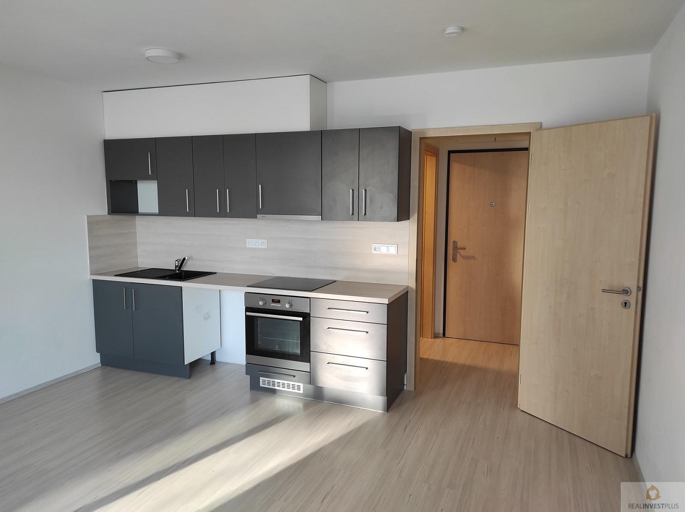 Pronájem bytu 1+kk 31 m²