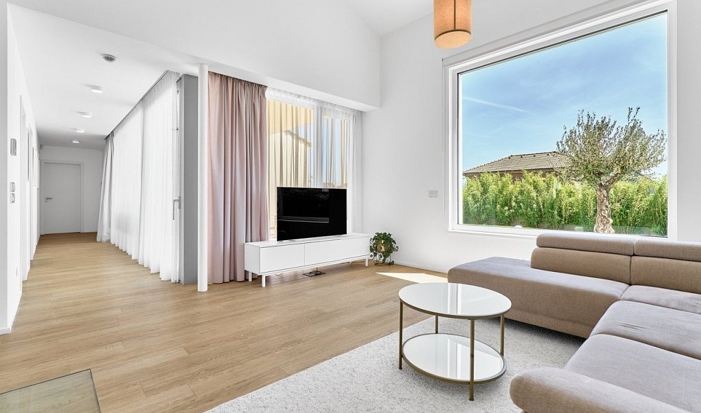 Prodej domu 145 m² s pozemkem 820 m², Trnava – náhled fotky 2