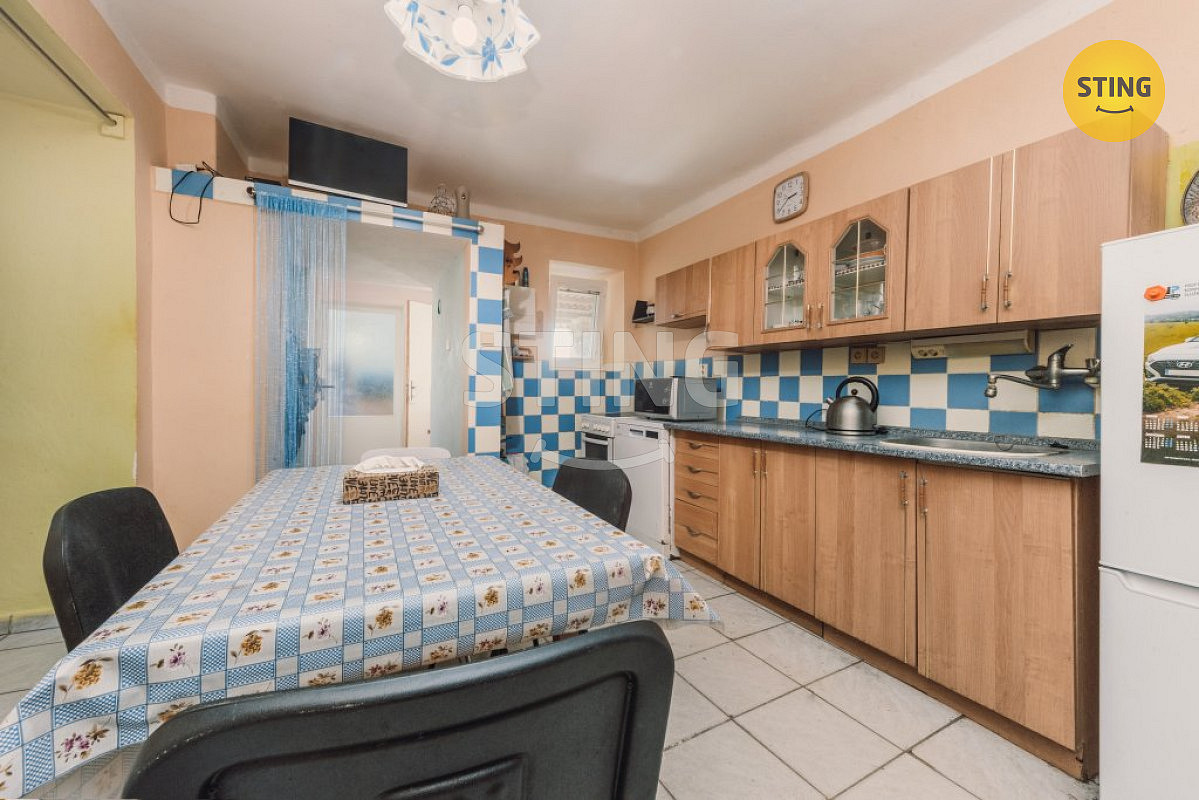 Prodej domu 290 m² s pozemkem 1 366 m² — photo 3