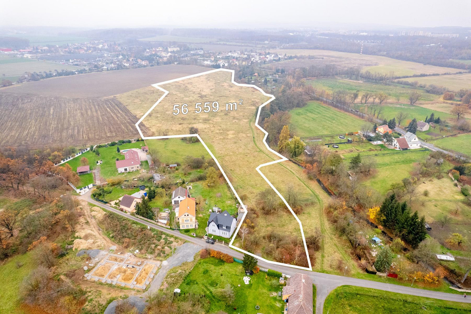 Prodej stavebního pozemku 56 559 m², Jeníkov