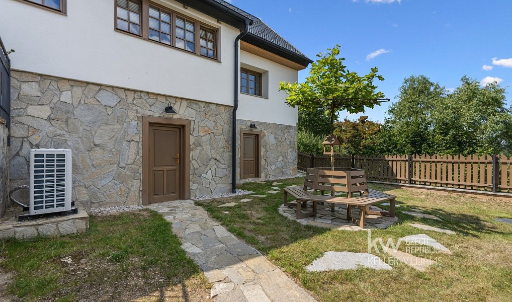 Prodej domu 180 m² s pozemkem 923 m², Račice – náhled fotky 29