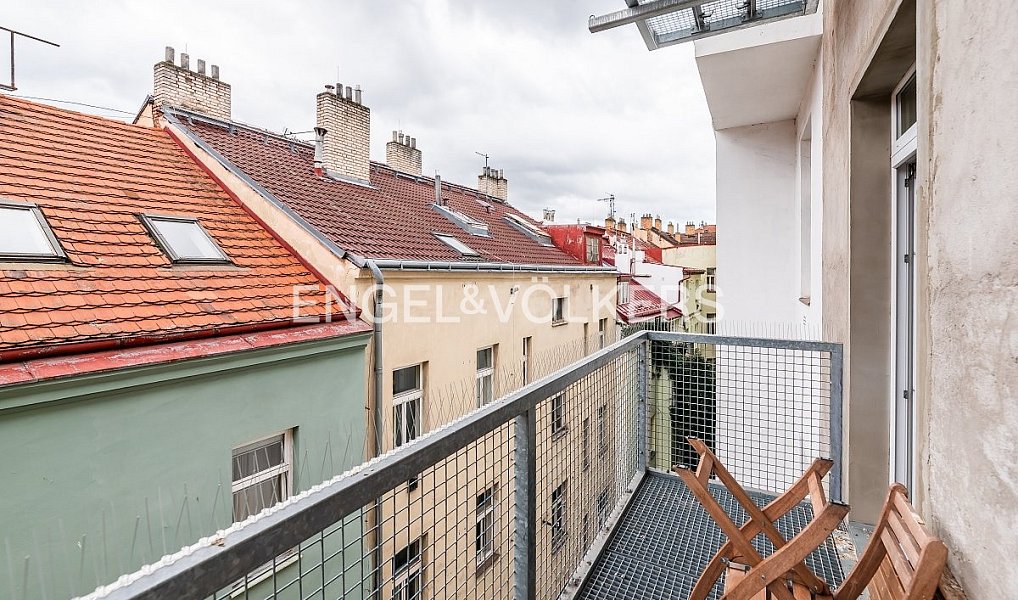 Pronájem bytu 2+kk 63 m², Praha – náhled fotky 2
