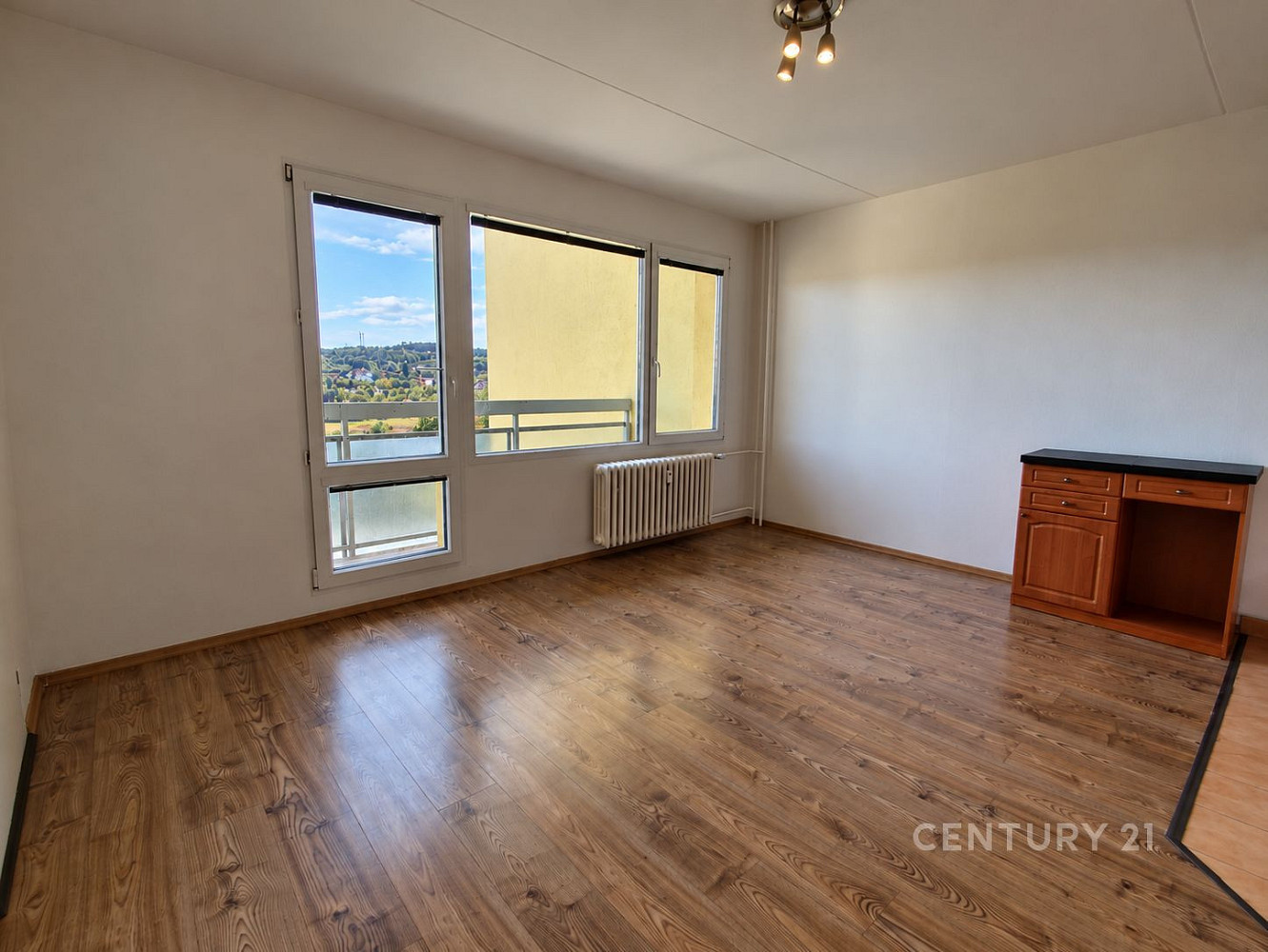 Pronájem bytu 2+kk 40 m² – fotografie 3