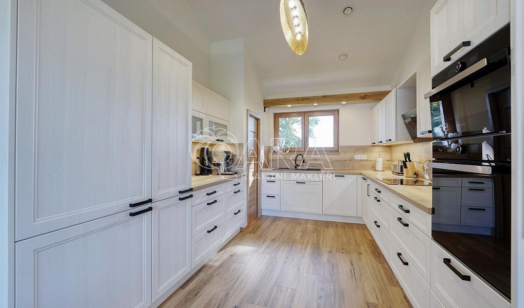 Prodej domu 350 m² s pozemkem 3 414 m², Libějovice – náhled fotky 5