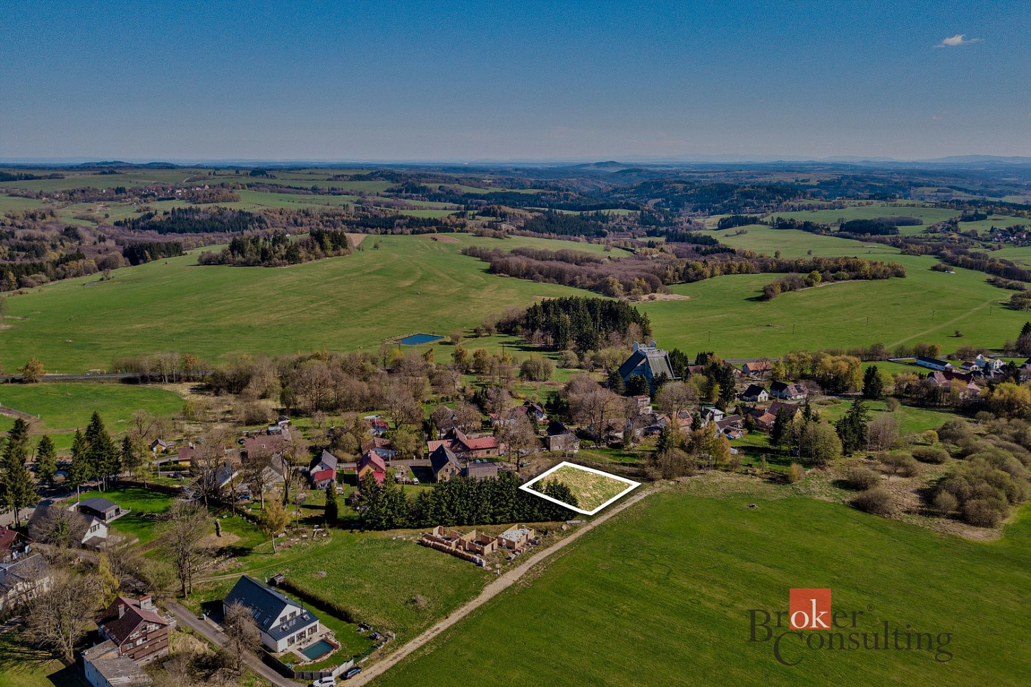 Prodej stavebního pozemku 1 572 m² — photo 3