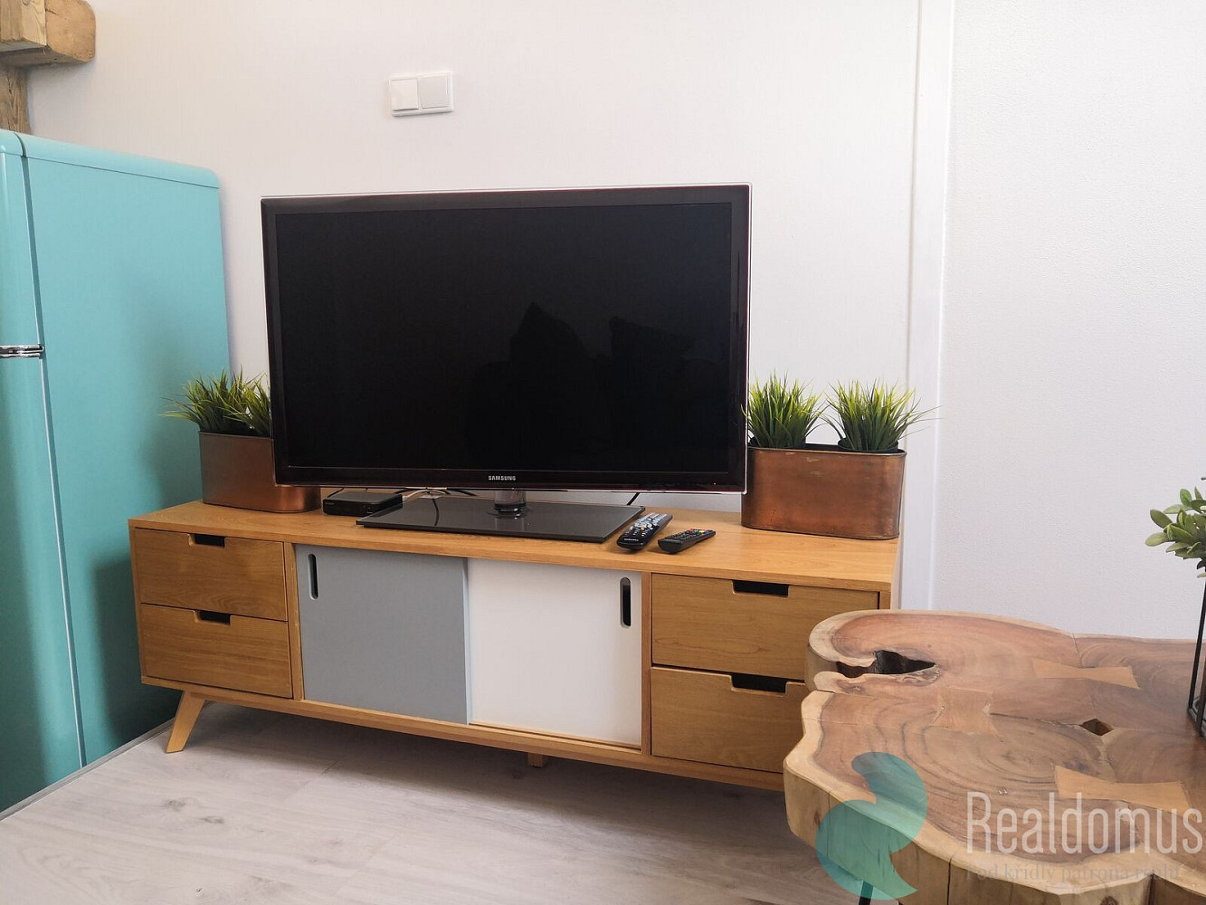 Pronájem bytu 1+kk 33 m² — photo 2
