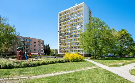 Prodej bytu 3+1 68 m², Na Drážce, Pardubice - Bílé Předměstí