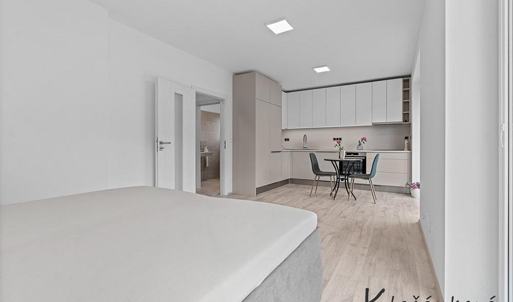Prodej bytu 1+kk 32 m², Zlín – náhled fotky 5