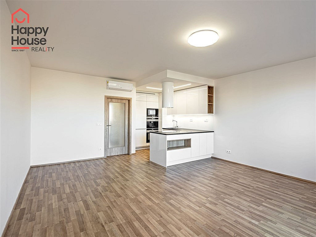 Prodej bytu 3+kk 82 m² — photo 2