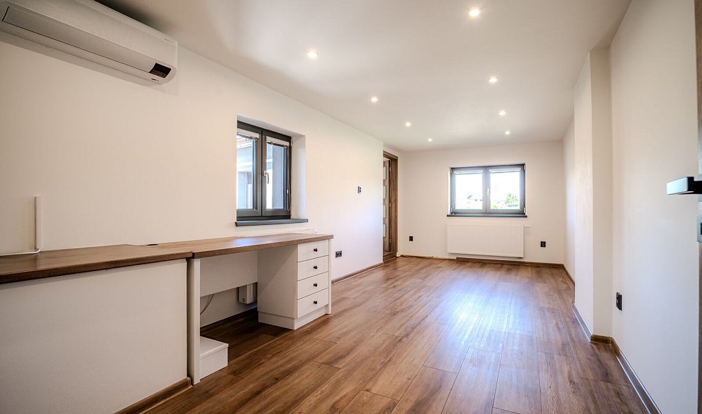 Prodej domu 138 m² s pozemkem 197 m², Dlouhomilov – náhled fotky 20