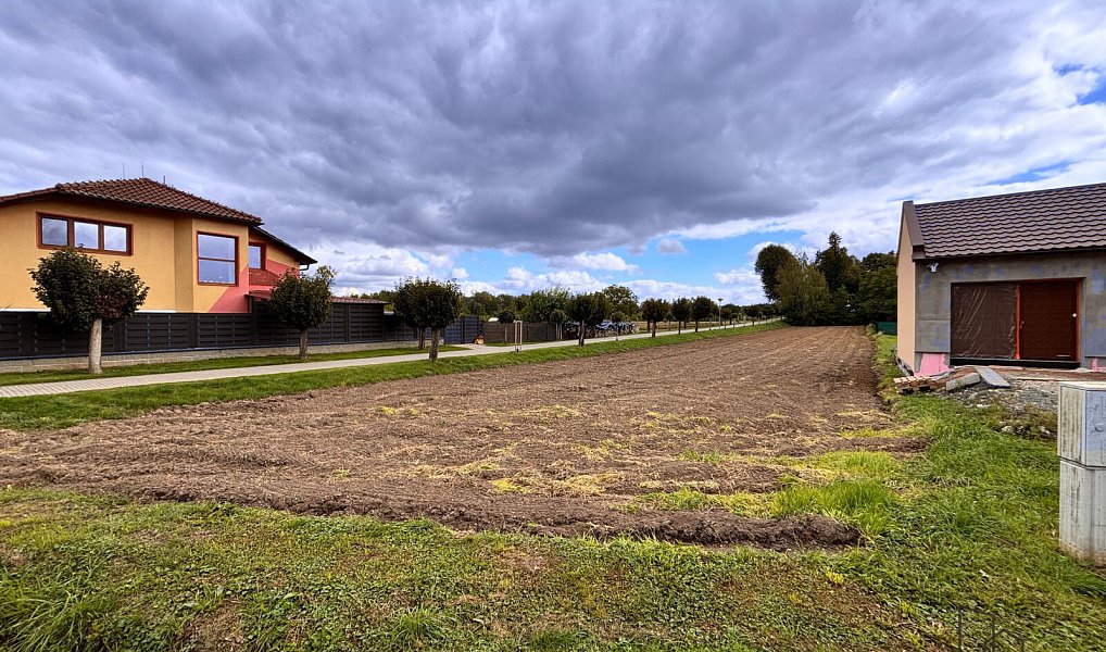 Prodej stavebního pozemku 1 542 m², Věrovany – náhled fotky 6