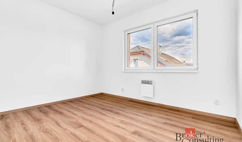 Prodej domu 113 m² s pozemkem 136 m², Luby – náhled fotky 18