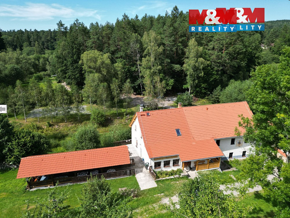 Prodej ubytovacího objektu 217 m²