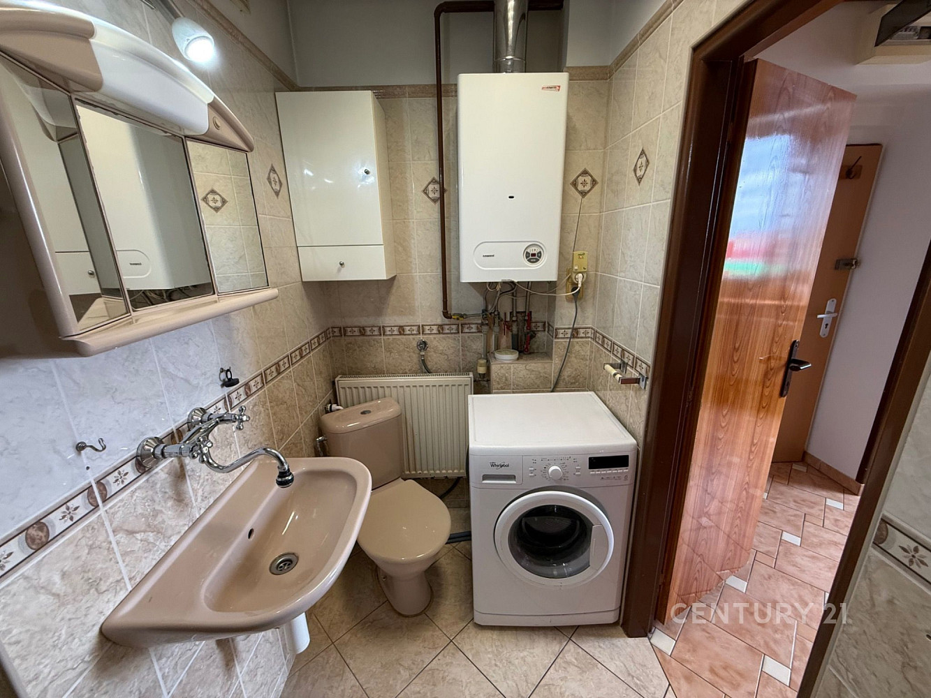 Pronájem bytu 2+1 45 m² – fotografie 4