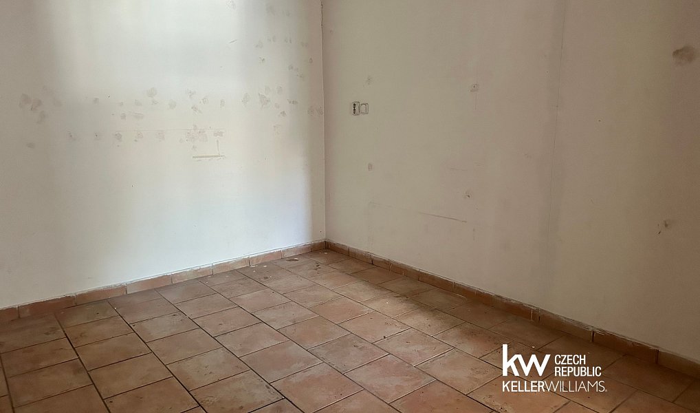 Pronájem obchodních prostor 136 m², Bílina – náhled fotky 4