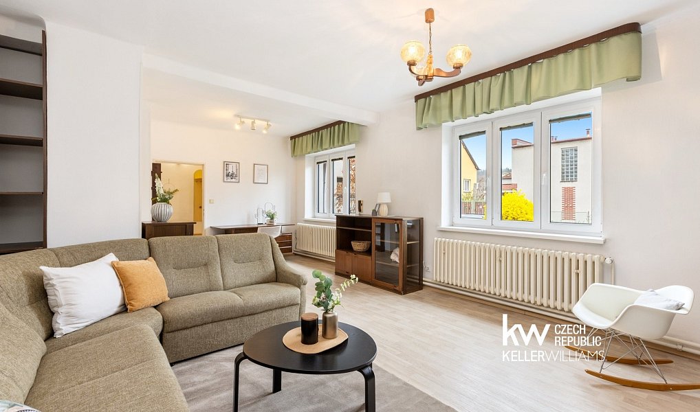 Prodej domu 226 m² s pozemkem 343 m², Praha – náhled fotky 2