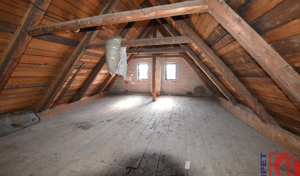 Prodej domu 180 m² s pozemkem 4 759 m², Vlčice – náhled fotky 18
