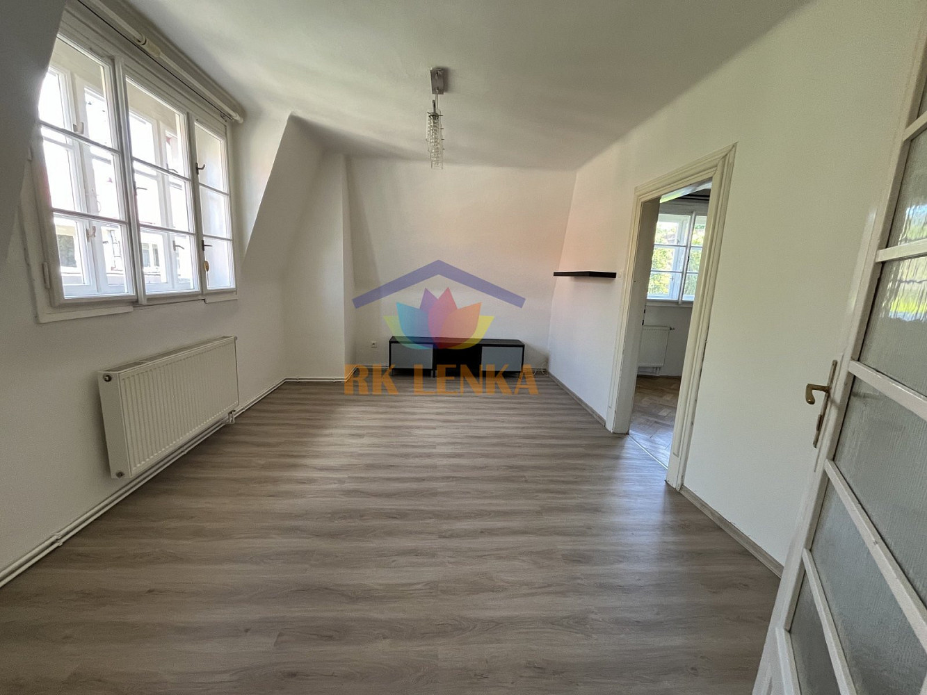 Pronájem bytu 2+1 66 m² — photo 2