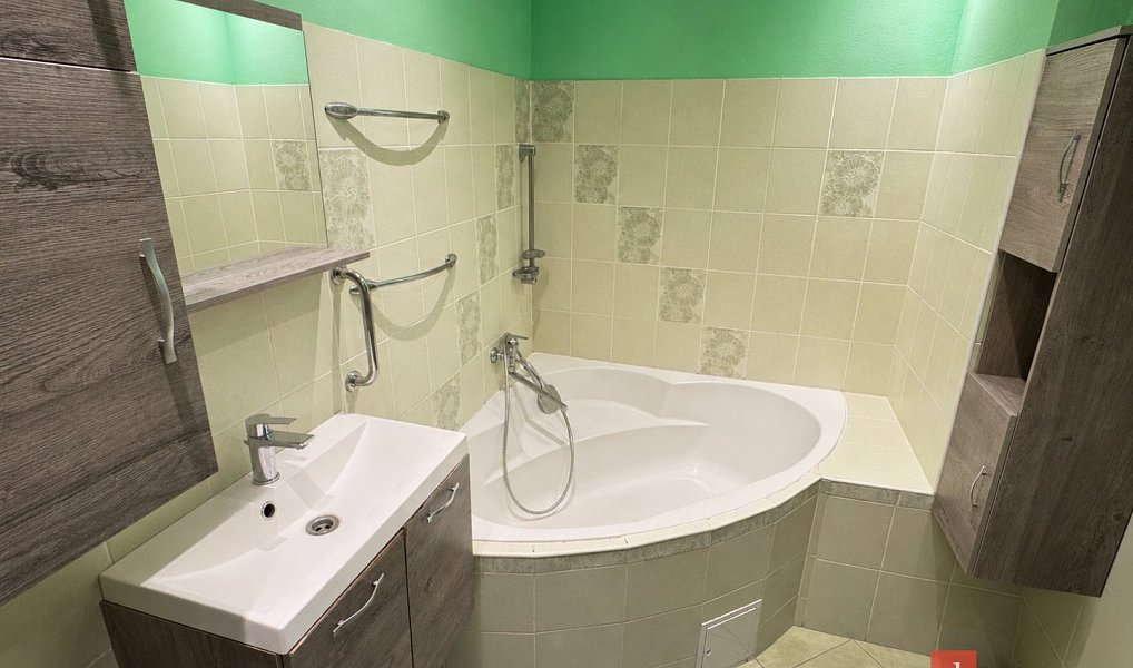 Prodej bytu 2+1 74 m², Liberec – náhled fotky 13